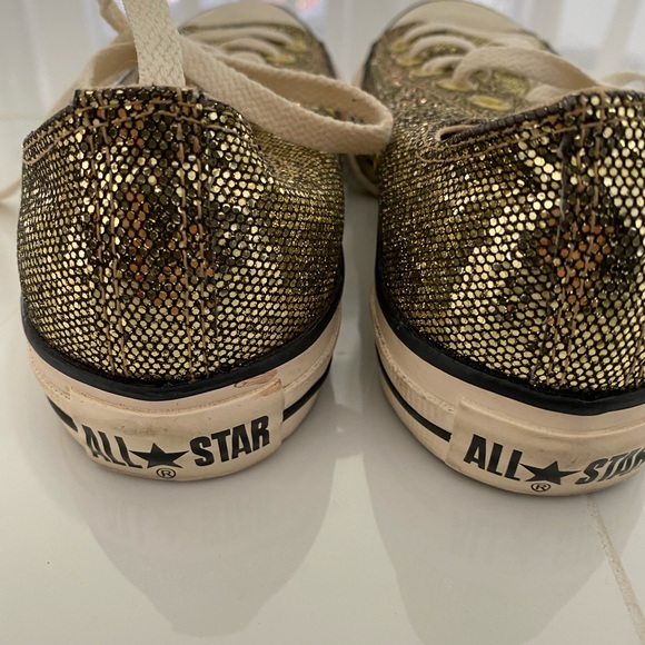sparkly gold converse
